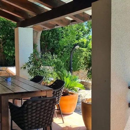 Villa Rapkinja Mundanije